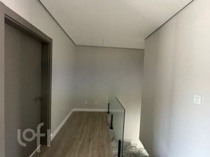 Image 6 - 853623