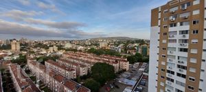 Image 7 - 853626