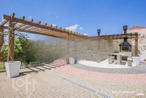 Image 24 - 853626