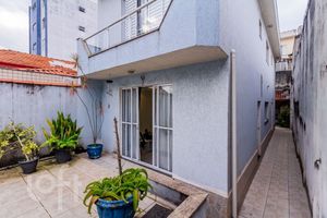 Image 40 - 853637