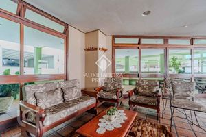 Image 23 - 853654