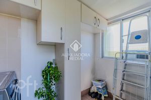 Image 21 - 853654