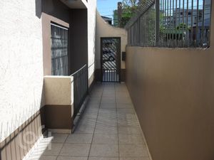 Image 8 - 853668