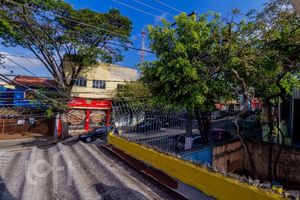 Image 7 - 853696