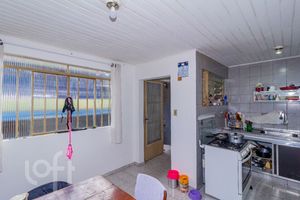 Image 22 - 853696