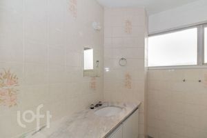 Image 14 - 853709