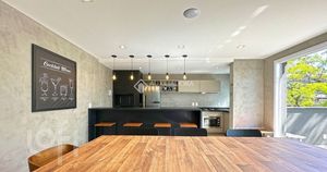 Image 3 - 853723