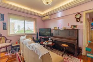 Image 1 - 853726