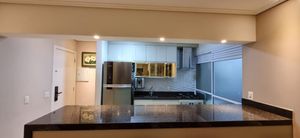 Image 7 - 853730