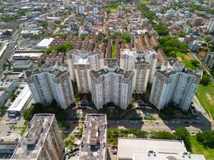 Image 39 - 853768