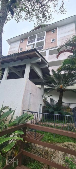 Image 32 - 853787