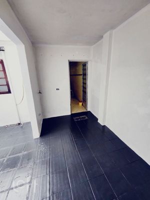 Image 21 - 853796