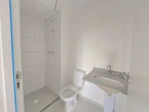 Image 3 - 853800