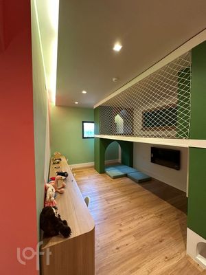 Image 18 - 853801