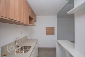 Image 4 - 853827