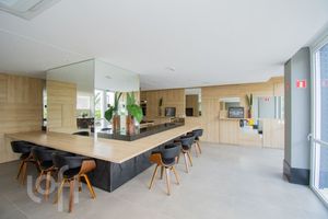 Image 31 - 853827