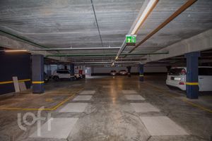 Image 16 - 853827
