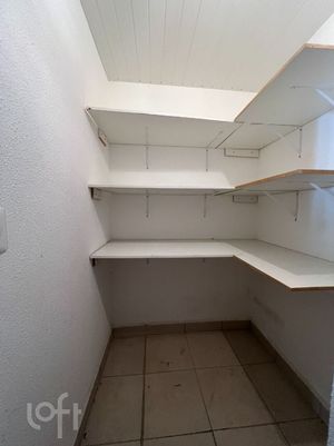 Image 37 - 853855