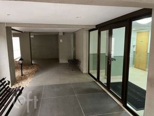 Image 22 - 853857