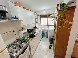 Image 6 - 853857