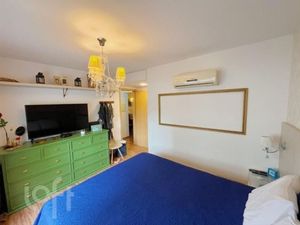 Image 8 - 853857