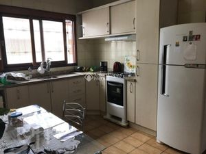 Image 17 - 853868