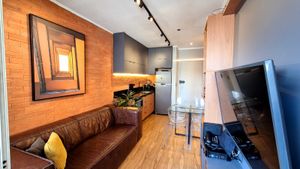 Image 3 - 853872