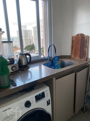 Image 9 - 853898