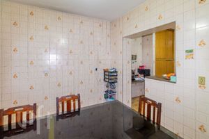 Image 8 - 853902