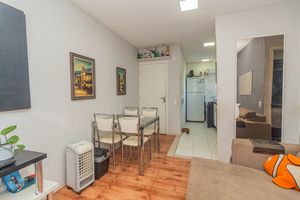Image 4 - 853959