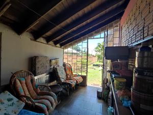 Image 12 - 853964