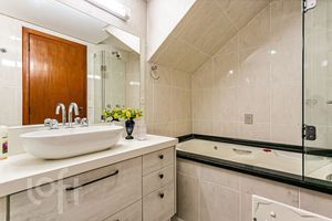 Image 19 - 853976