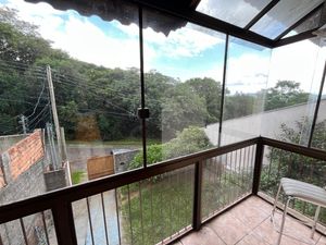 Image 4 - 853995
