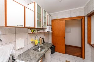 Image 13 - 854016