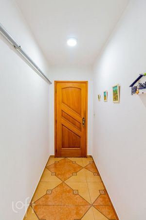 Image 3 - 854017