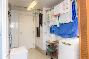 Image 45 - 854047