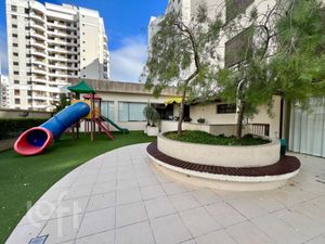 Image 31 - 854059