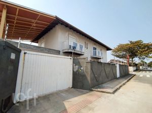 Image 1 - 854062