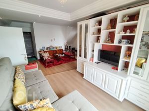Image 19 - 854062