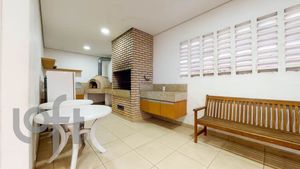 Image 4 - 854063