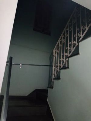 Image 9 - 854093