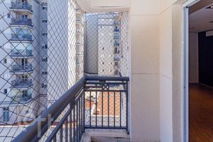 Image 9 - 854103