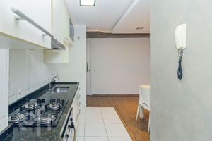 Image 21 - 854103