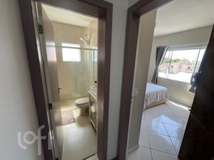 Image 8 - 854108