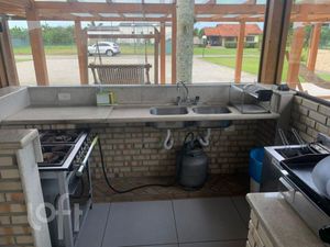 Image 11 - 854116
