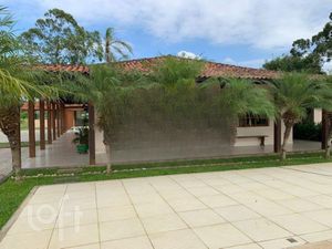 Image 1 - 854116