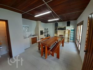 Image 8 - 854119