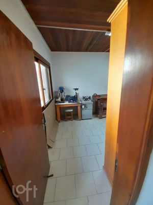 Image 11 - 854119