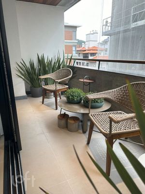 Image 13 - 854125