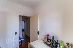 Image 14 - 854131